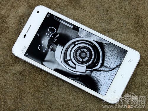 清新文艺范儿 白色款vivo X1外观评测3