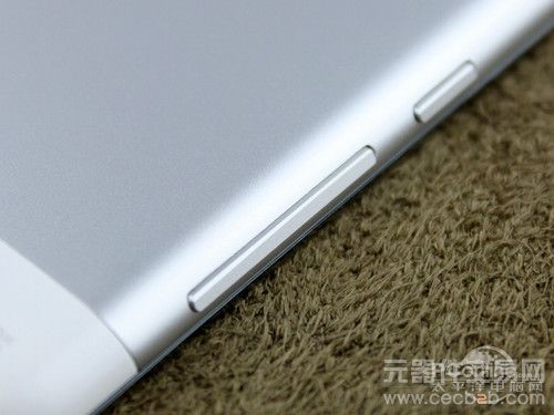 清新文艺范儿 白色款vivo X1外观评测4