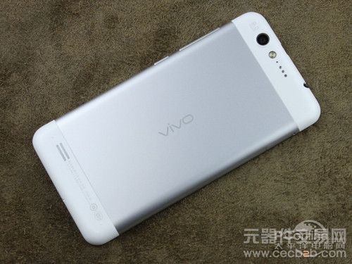 清新文艺范儿 白色款vivo X1外观评测0
