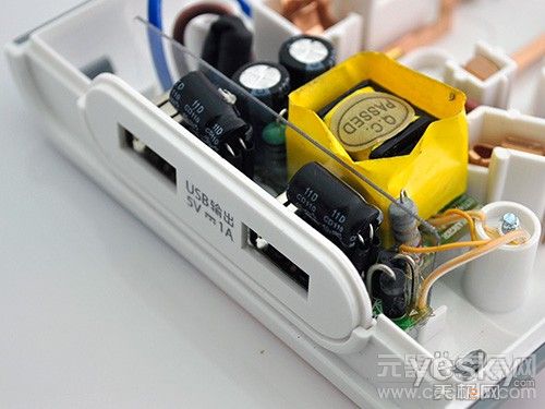 ROSS C4430U电源插座拆解评测5