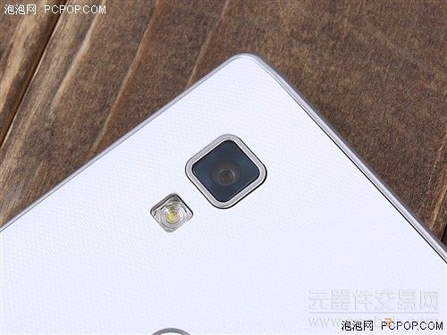 4.7英寸屏棱角外观 LG Optimus L9评测7
