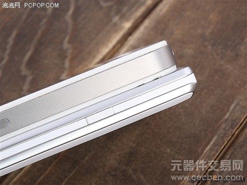 4.7英寸屏棱角外观 LG Optimus L9评测12
