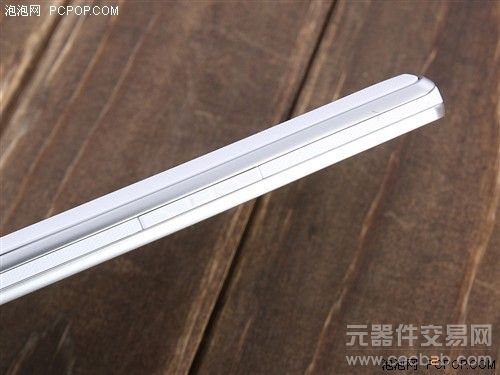 4.7英寸屏棱角外观 LG Optimus L9评测8