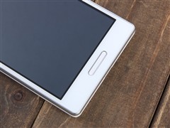 4.7英寸屏棱角外观 LG Optimus L9评测4