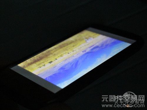 1G双核千元WCDMA双卡双待 中兴V970评测16