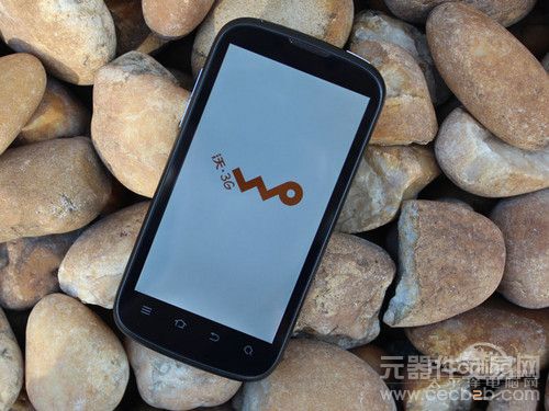 1G双核千元WCDMA双卡双待 中兴V970评测41