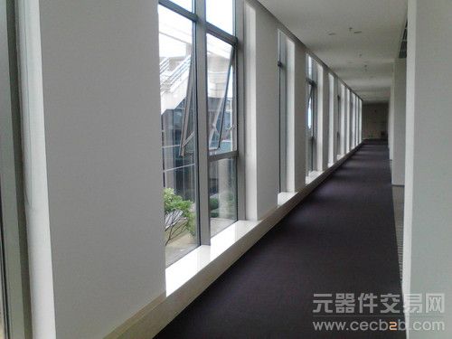 1GHz双核4寸时尚TD手机 华为T8833评测4