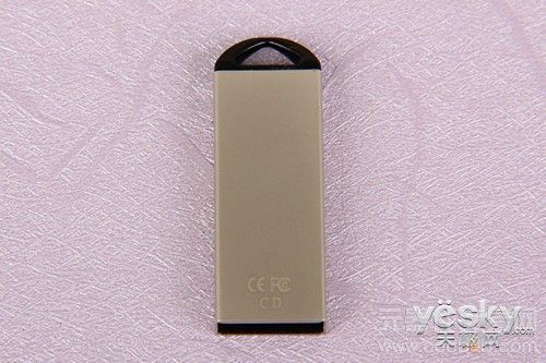 最炫蛇年U盘 PNY M1蛇年限量版评测4