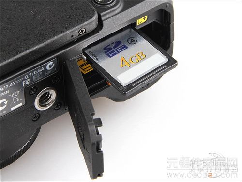 专业操控全面升级 专业DC尼康P7700评测11