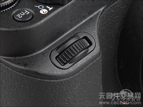 专业操控全面升级 专业DC尼康P7700评测2