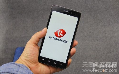 720p巨屏1.5GHz四核 大黄蜂Touch评测0
