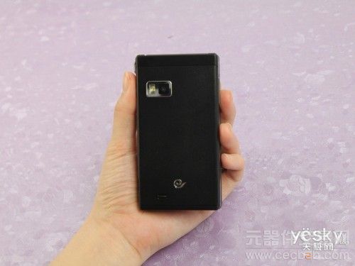高端商务奢华机 三星W999促销售价仅8300元1