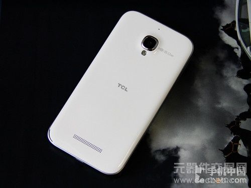 四核大屏双卡智能机 TCL P600详细评测4