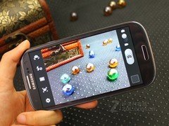 最强四核机 移动版三星I9308售3700元1
