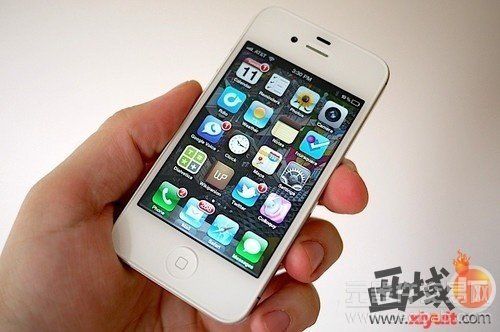 新年购机热潮 苹果iPhone 4S仅4080元0