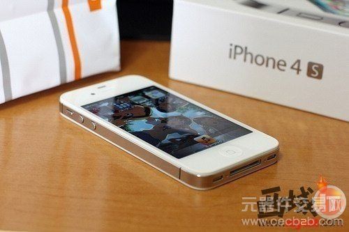 新年购机热潮 苹果iPhone 4S仅4080元1