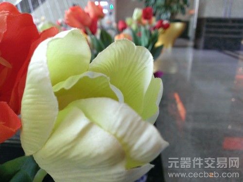 分析:三星ATIV S/诺基亚920/HTC 8X哪不同22 分析:三星ATIV S/诺基亚920/HTC 8X哪不同22