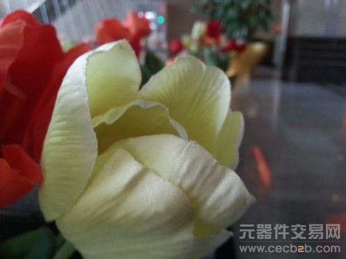 分析:三星ATIV S/诺基亚920/HTC 8X哪不同20 分析:三星ATIV S/诺基亚920/HTC 8X哪不同20