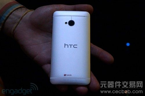HTC One体验:流行设计元素/拍照新利器8