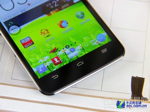 5.7英寸720p巨屏 中兴Grand Memo图赏5