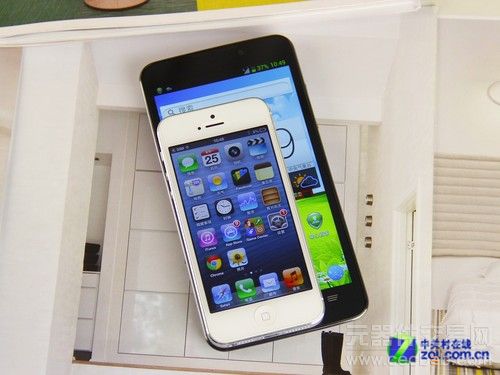 5.7英寸720p巨屏 中兴Grand Memo图赏3