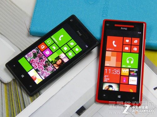 对比诺基亚920与联通电信HTC 8X图赏2