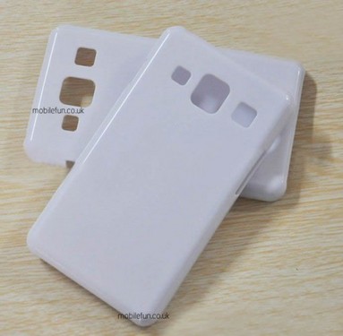 外形稍显方正 三星GALAXY S4造型曝光1