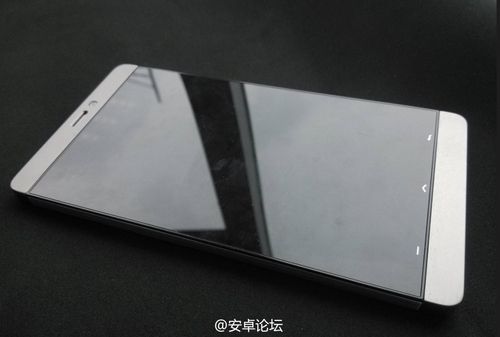 2.3GHz主频5英寸1080p 小米3手机谍照曝光0