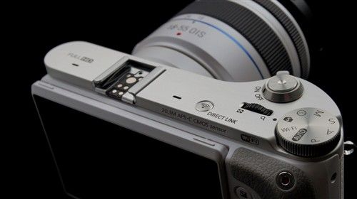 众技术汇聚一身 三星NX300评测6