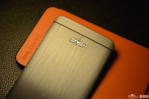有点不输新一！华硕Padfone infinity简单体验2