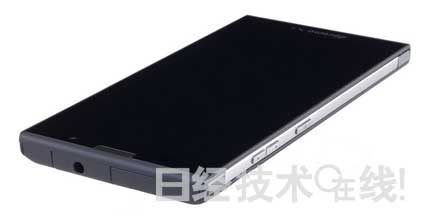 富士通“ARROWS NX F-06E”手机支持全波段电视 配置本季最高3