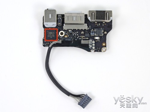 2013款MacBook Air拆解 内部构造变化不大2