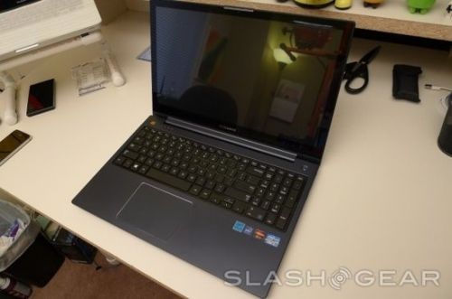 三星15寸Win 8触屏本评测 配四核i72
