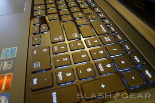 三星15寸Win 8触屏本评测 配四核i72