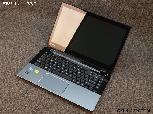 东芝S40t-A笔记本评测1