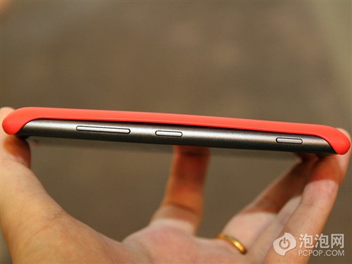 精致美型拍照出色 诺基亚Lumia925评测5