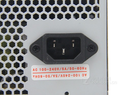 全民80PLUS 大水牛宽V400II代电源评测8