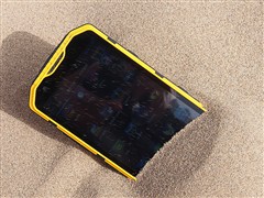 防尘/防摔/抗压/防水 云狐J4暴力评测72