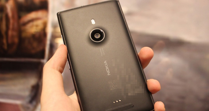 诺基亚lumia 925 外观赏析