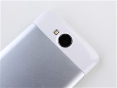 iPhone5式3段设计 纽曼小熊猫手机评测1