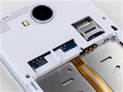 iPhone5式3段设计 纽曼小熊猫手机评测7
