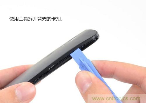 揭秘八核X8 SoC真面目 Moto X真机详细拆解7