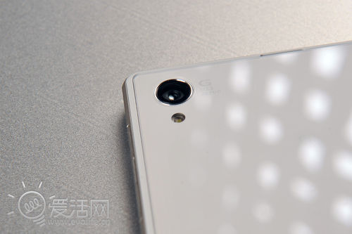 满满的索尼味 审视站在独木桥上的Xperia Z1 L39h24