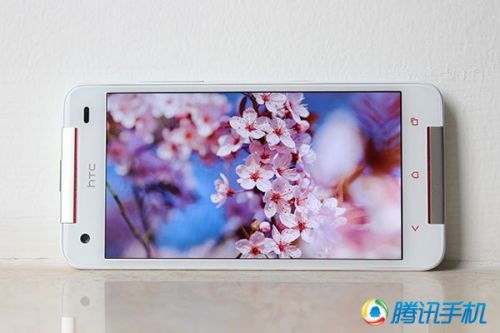HTC butterfly S评测:像塑料壳版One 1 HTC butterfly S评测:像塑料壳版One 1