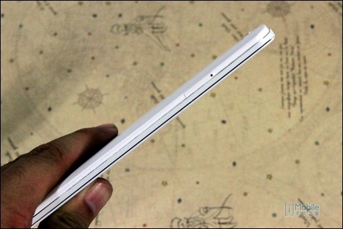 可旋转镜头一转倾心 OPPO N1详细评测（图）2