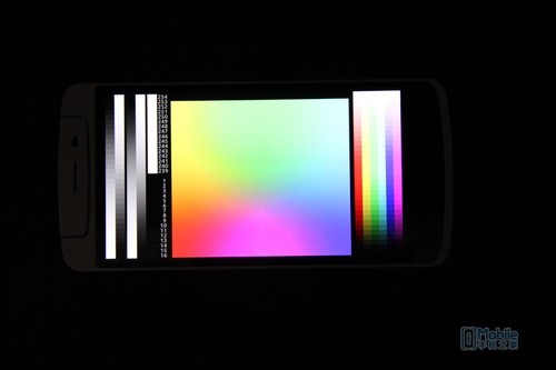 可旋转镜头一转倾心 OPPO N1详细评测（图）0