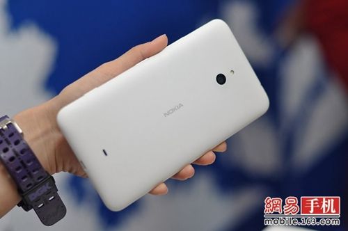 [测评]诺基亚Lumia1520真机试玩1