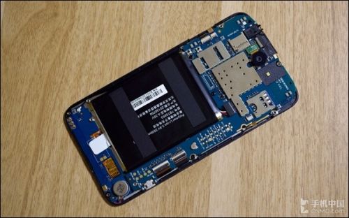做工扎实维修困难 4G天语大黄蜂拆解评测0