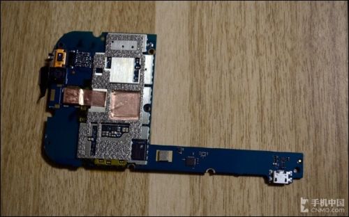 做工扎实维修困难 4G天语大黄蜂拆解评测2