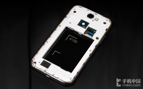 1.9GHz四核4G网络 三星N7108D真机评测3